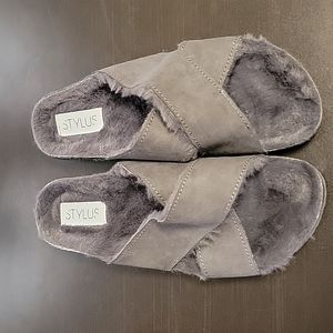Stylus Fest DK Grey Furry Sandals Slides Womens Size 8 Faux Fur